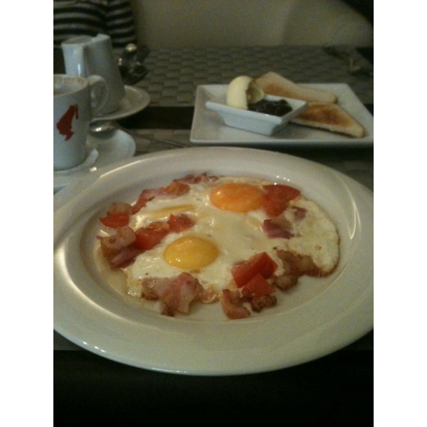 Ресторанный сервис бронирования столиков menu-rest.com - Интерьер ресторана "ГОРОХ"