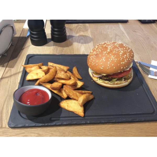 Ресторанный сервис бронирования столиков menu-rest.com - Интерьер ресторана "Теория"