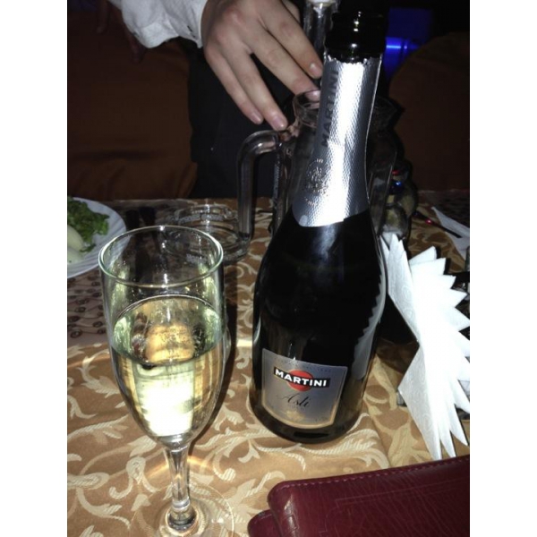 Ресторанный сервис бронирования столиков menu-rest.com - Интерьер ресторана "Статус"