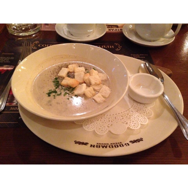 Ресторанный сервис бронирования столиков menu-rest.com - Интерьер ресторана "GOODMAN"