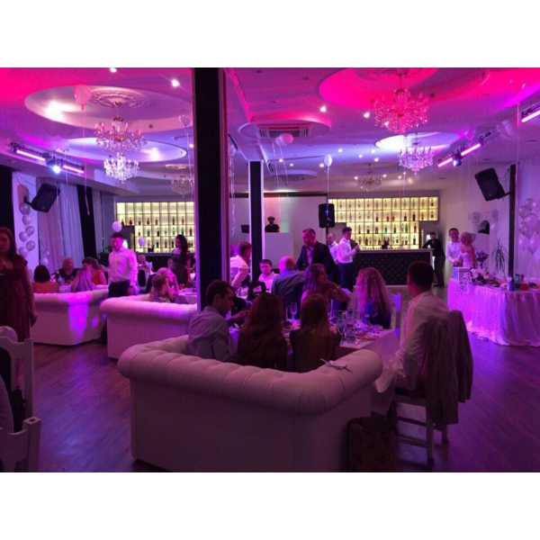 Ресторанный сервис бронирования столиков menu-rest.com - Интерьер ресторана "Garnet Club"