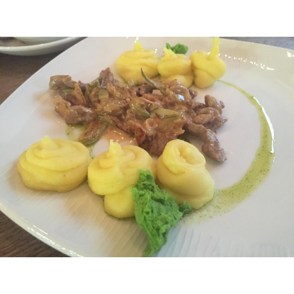 Ресторанный сервис бронирования столиков menu-rest.com - Интерьер ресторана "День"