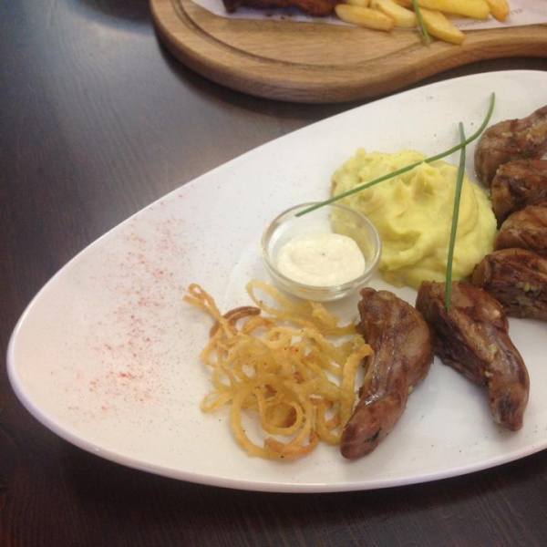 Ресторанный сервис бронирования столиков menu-rest.com - Интерьер ресторана "Голицын клуб"