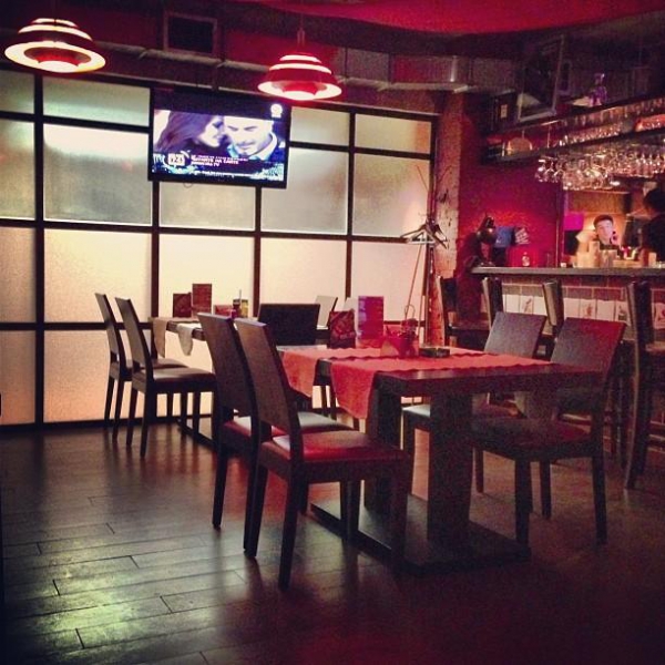 Ресторанный сервис бронирования столиков menu-rest.com - Интерьер ресторана "Фронт"