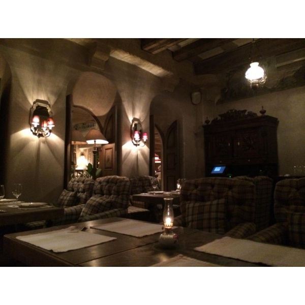 Ресторанный сервис бронирования столиков menu-rest.com - Интерьер ресторана "Тинатин"