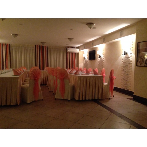 Ресторанный сервис бронирования столиков menu-rest.com - Интерьер ресторана "Будайский дворик"