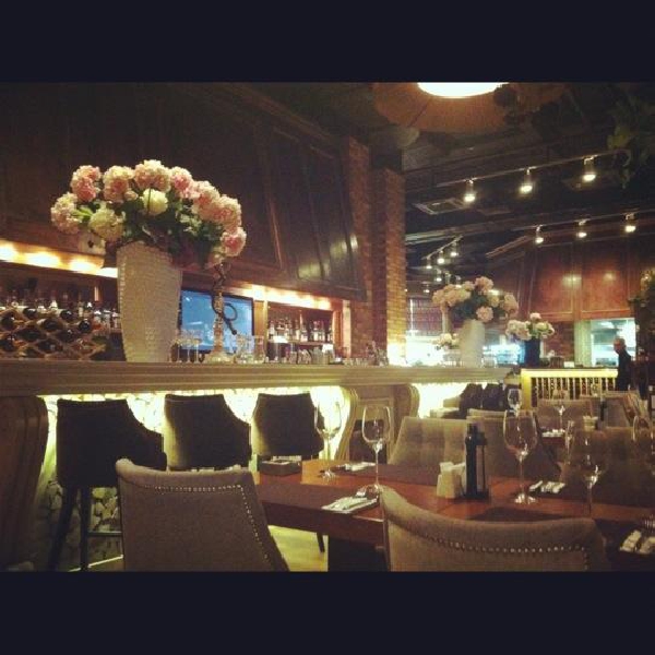 Ресторанный сервис бронирования столиков menu-rest.com - Интерьер ресторана "Quattro Camini"