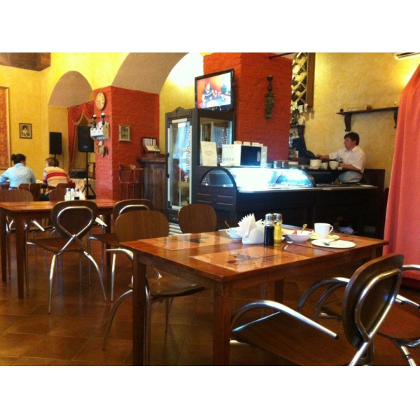 Ресторанный сервис бронирования столиков menu-rest.com - Интерьер ресторана "Радости жизни"