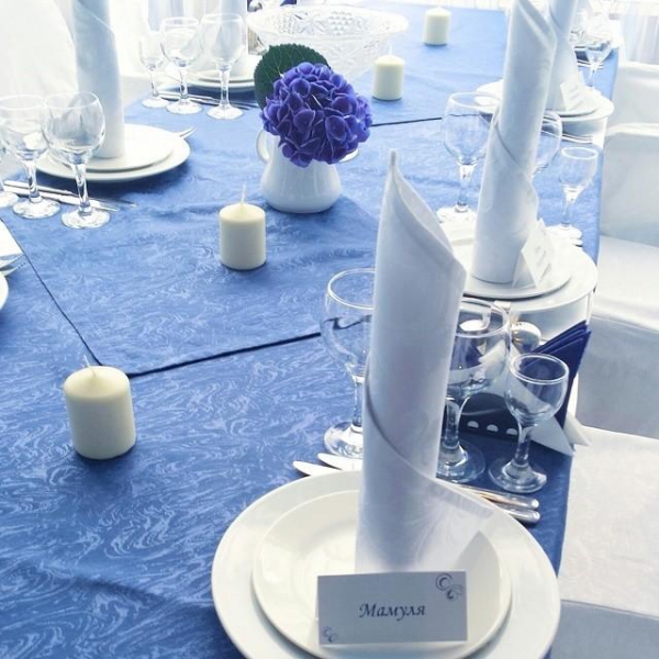 Ресторанный сервис бронирования столиков menu-rest.com - Интерьер ресторана "Любить по-русски"