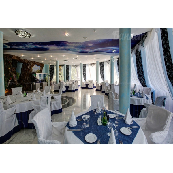 Ресторанный сервис бронирования столиков menu-rest.com - Интерьер ресторана "Любить по-русски"