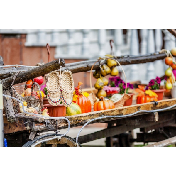 Ресторанный сервис бронирования столиков menu-rest.com - Интерьер ресторана "Любить по-русски"