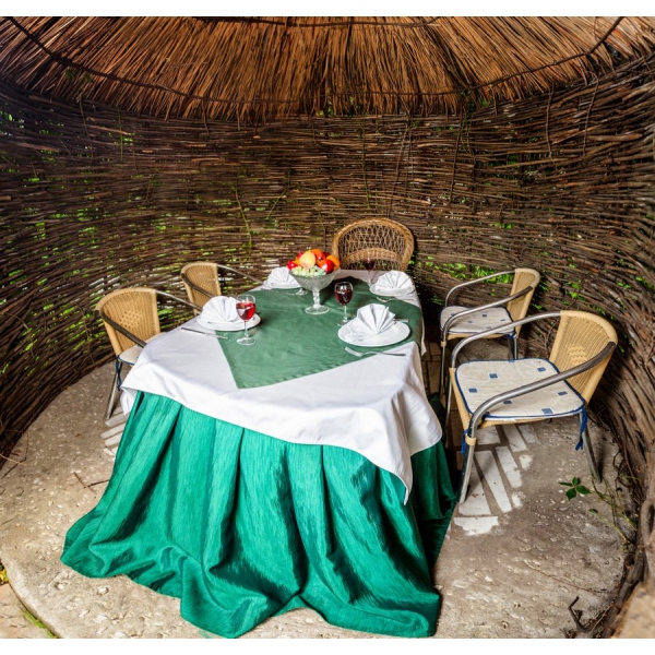 Ресторанный сервис бронирования столиков menu-rest.com - Интерьер ресторана "Любить по-русски"