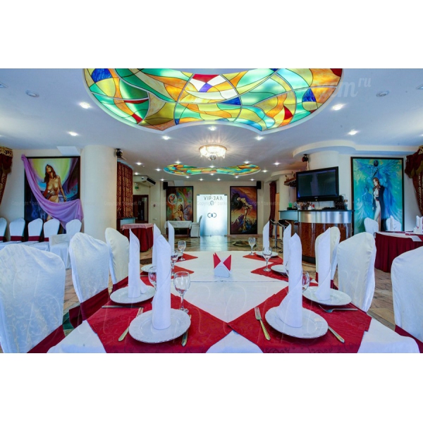 Ресторанный сервис бронирования столиков menu-rest.com - Интерьер ресторана "Любить по-русски"