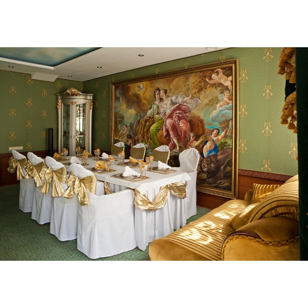 Ресторанный сервис бронирования столиков menu-rest.com - Интерьер ресторана "Любить по-русски"