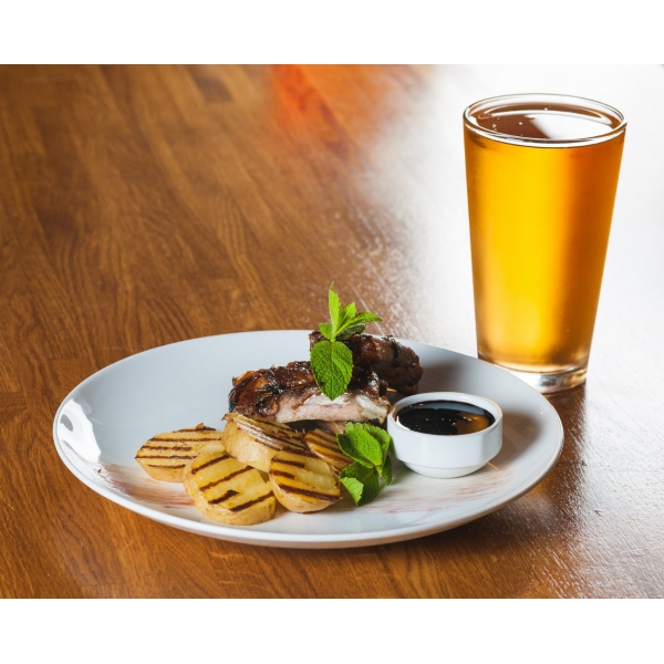 Ресторанный сервис бронирования столиков menu-rest.com - Интерьер ресторана "Батонский Шеф"