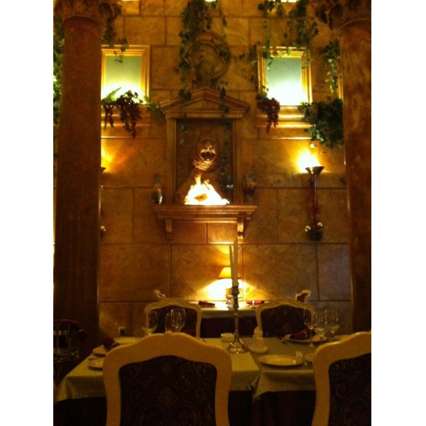 Ресторанный сервис бронирования столиков menu-rest.com - Интерьер ресторана "Порту Атриум"