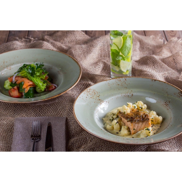 Ресторанный сервис бронирования столиков menu-rest.com - Интерьер ресторана "ISOLA"