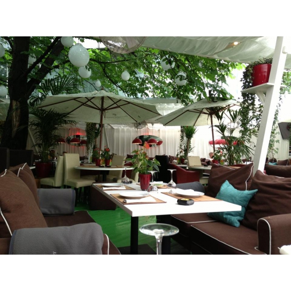 Ресторанный сервис бронирования столиков menu-rest.com - Интерьер ресторана "White cafe"