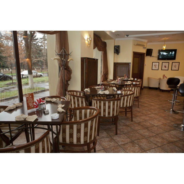 Ресторанный сервис бронирования столиков menu-rest.com - Интерьер ресторана "Art-cafe 1881"