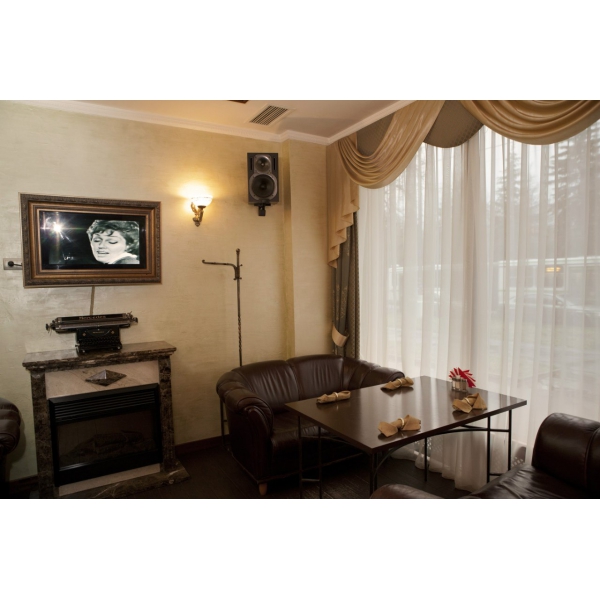 Ресторанный сервис бронирования столиков menu-rest.com - Интерьер ресторана "Art-cafe 1881"