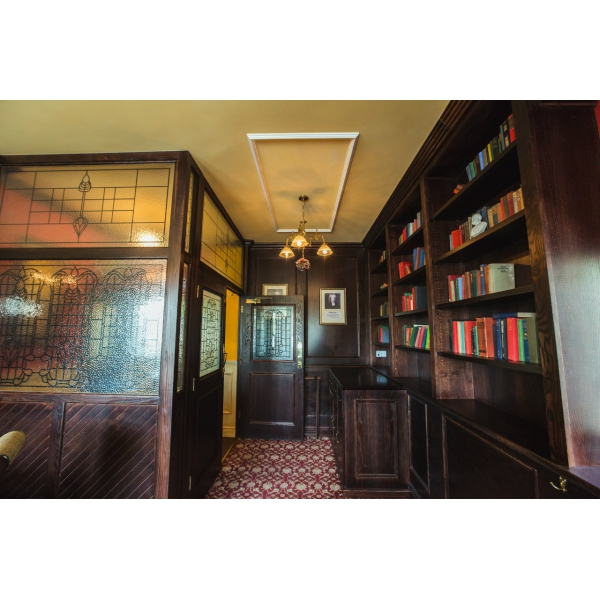 Ресторанный сервис бронирования столиков menu-rest.com - Интерьер ресторана "Wright Brothers"