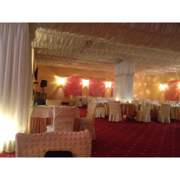 Ресторанный сервис бронирования столиков menu-rest.com - Интерьер ресторана "Барское застолье"