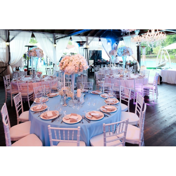 Ресторанный сервис бронирования столиков menu-rest.com - Интерьер ресторана "Chester Ferry"