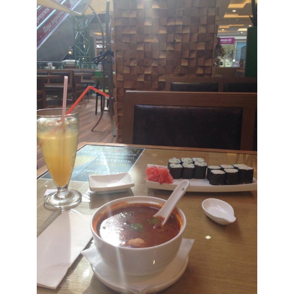 Ресторанный сервис бронирования столиков menu-rest.com - Интерьер ресторана "Midori"