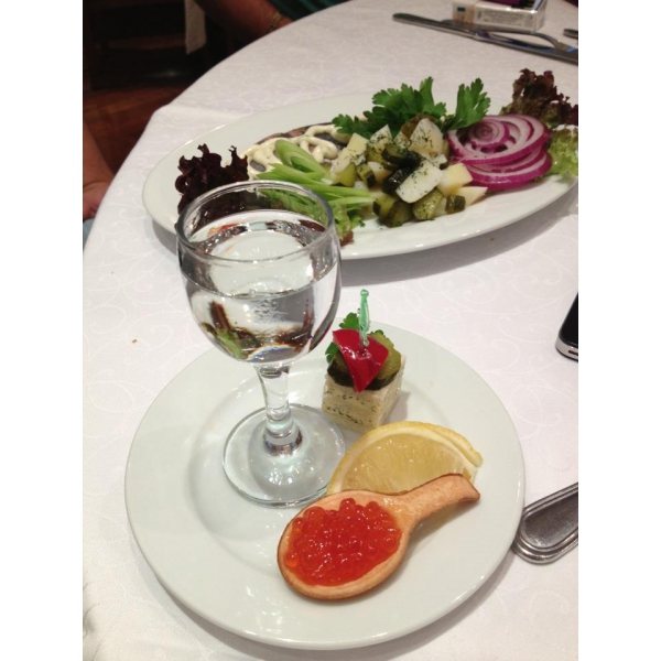 Ресторанный сервис бронирования столиков menu-rest.com - Интерьер ресторана "Дворянский"