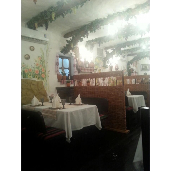 Ресторанный сервис бронирования столиков menu-rest.com - Интерьер ресторана "Молдова"