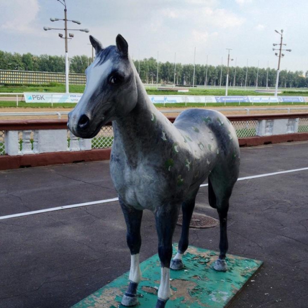 Ресторанный сервис бронирования столиков menu-rest.com - Интерьер ресторана "Ипподром"