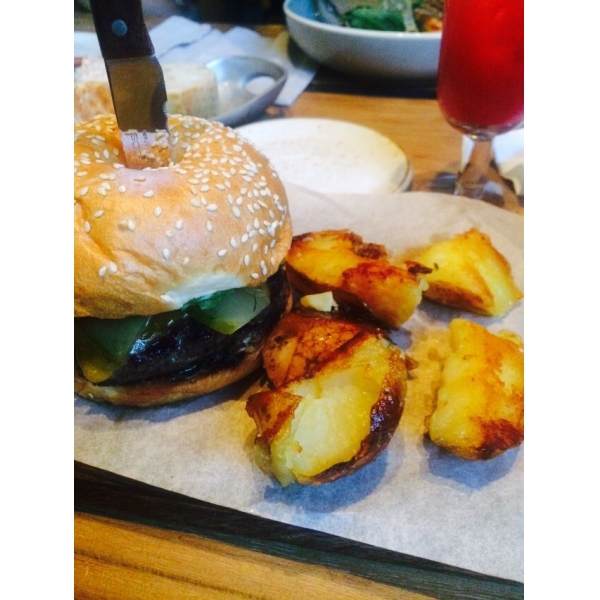 Ресторанный сервис бронирования столиков menu-rest.com - Интерьер ресторана "Lesartists"