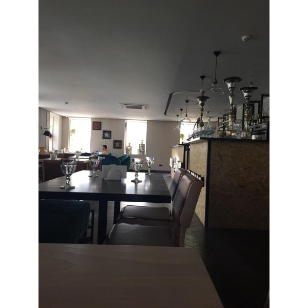 Ресторанный сервис бронирования столиков menu-rest.com - Интерьер ресторана "Holly Food"