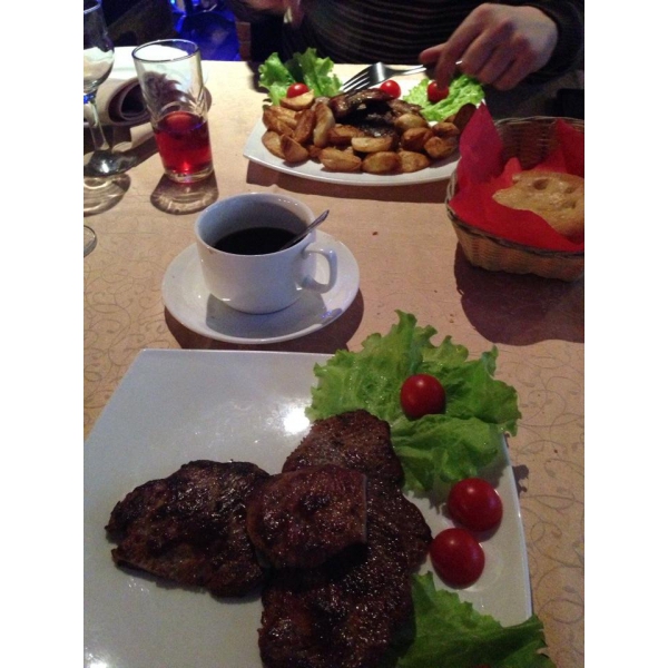 Ресторанный сервис бронирования столиков menu-rest.com - Интерьер ресторана "Солнце Востока"