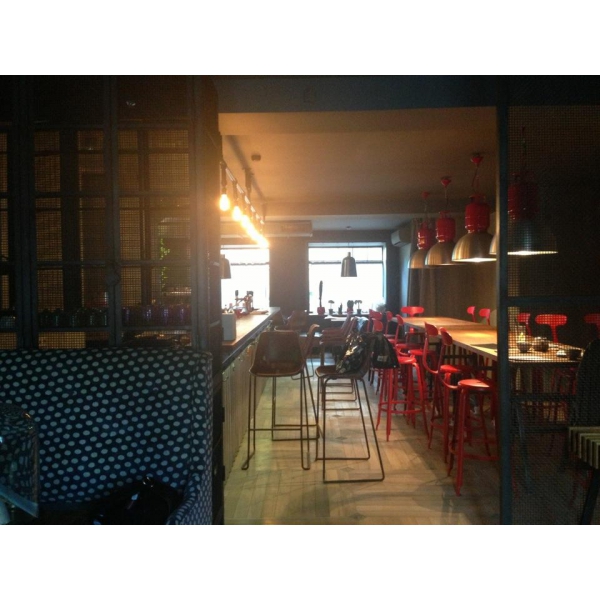 Ресторанный сервис бронирования столиков menu-rest.com - Интерьер ресторана "Shaggy Dog"