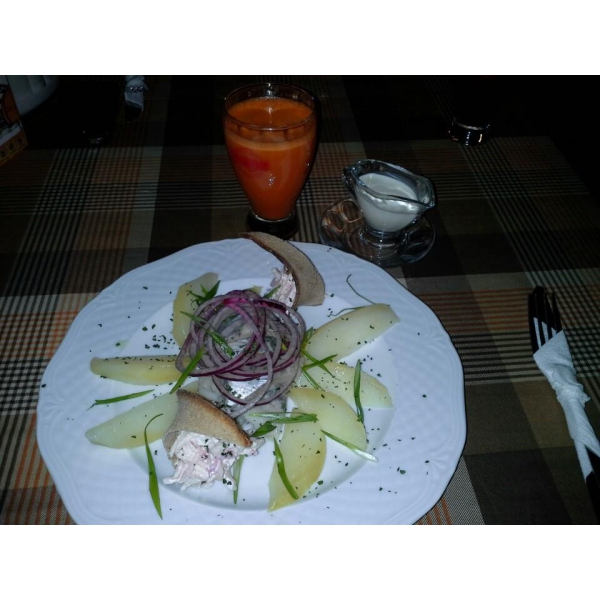 Ресторанный сервис бронирования столиков menu-rest.com - Интерьер ресторана "Жили-Были"