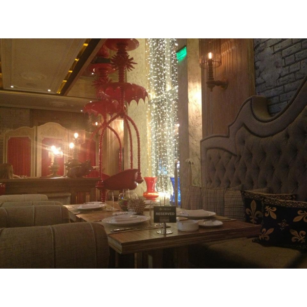 Ресторанный сервис бронирования столиков menu-rest.com - Интерьер ресторана "Peshi"