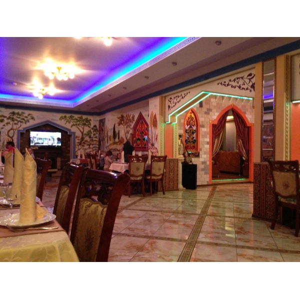 Ресторанный сервис бронирования столиков menu-rest.com - Интерьер ресторана "Старый Баку"