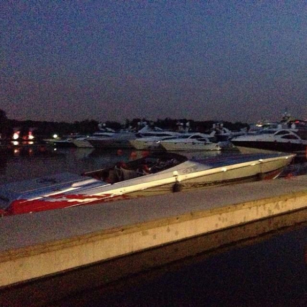 Ресторанный сервис бронирования столиков menu-rest.com - Интерьер ресторана "Город-Яхт бар"