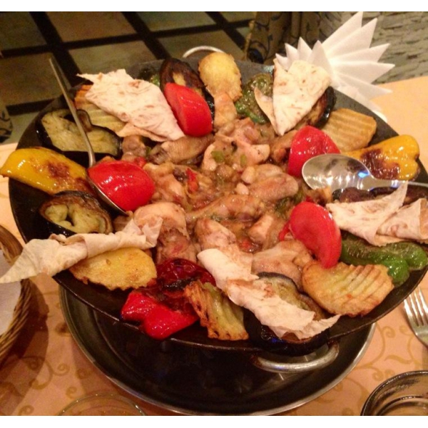 Ресторанный сервис бронирования столиков menu-rest.com - Интерьер ресторана "На Востоке"