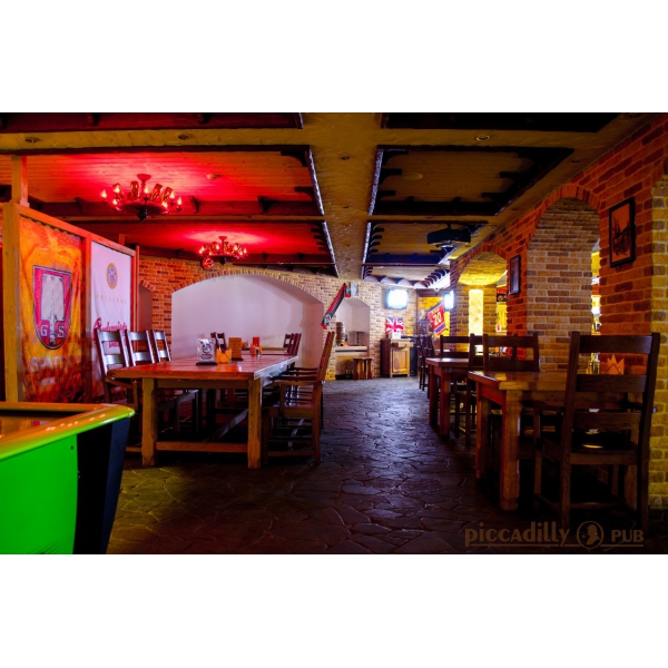 Ресторанный сервис бронирования столиков menu-rest.com - Интерьер ресторана "Piccadilly pub"
