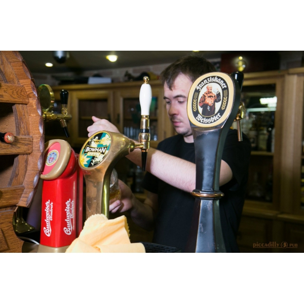 Ресторанный сервис бронирования столиков menu-rest.com - Интерьер ресторана "Piccadilly pub"