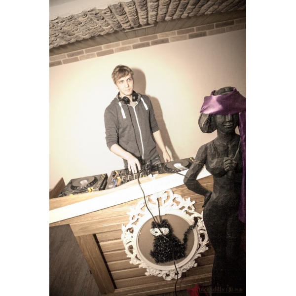 Ресторанный сервис бронирования столиков menu-rest.com - Интерьер ресторана "Piccadilly pub"