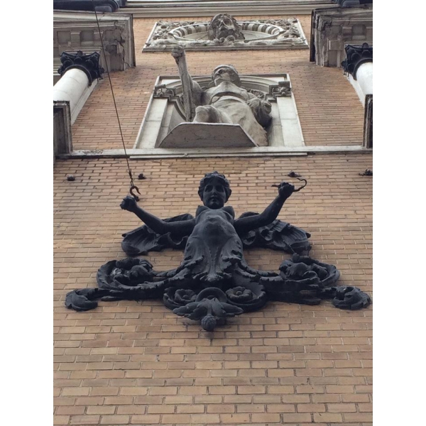 Ресторанный сервис бронирования столиков menu-rest.com - Интерьер ресторана "Шато Бобров"