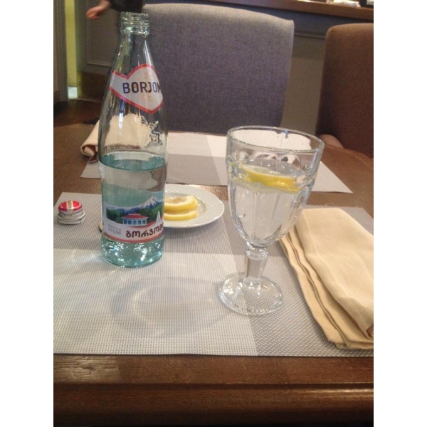 Ресторанный сервис бронирования столиков menu-rest.com - Интерьер ресторана "Lamazi"