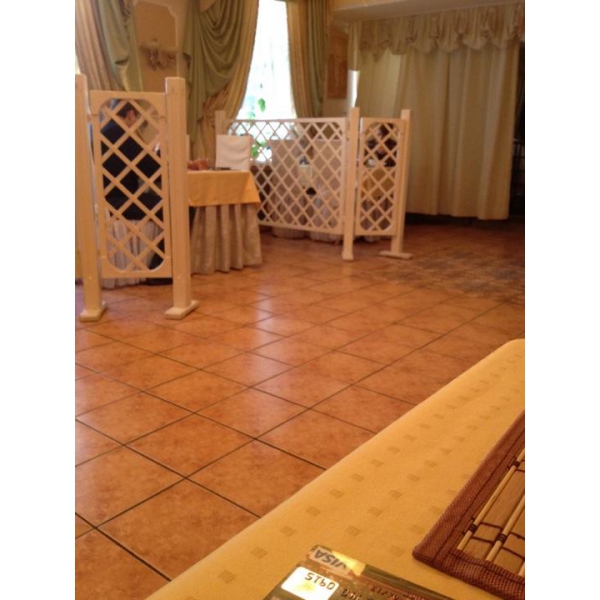 Ресторанный сервис бронирования столиков menu-rest.com - Интерьер ресторана "Любимый город"