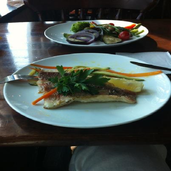 Ресторанный сервис бронирования столиков menu-rest.com - Интерьер ресторана "Ёлки-Палки"