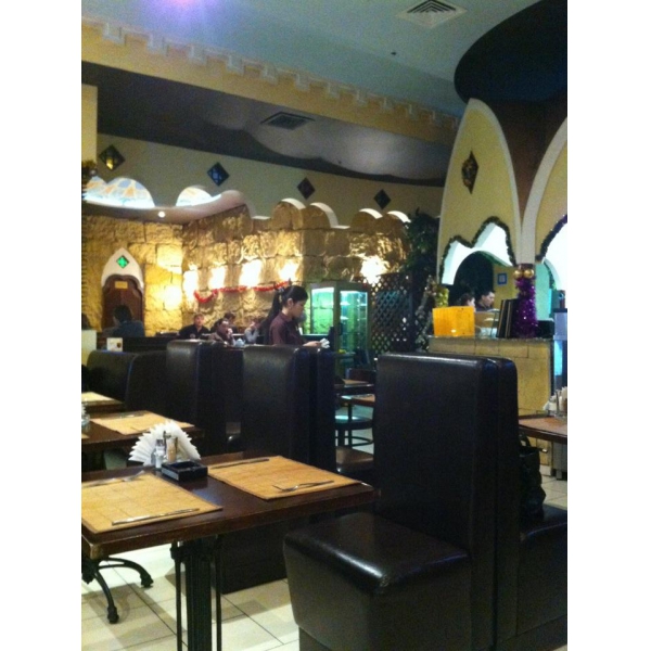 Ресторанный сервис бронирования столиков menu-rest.com - Интерьер ресторана "Миш-Мэш"