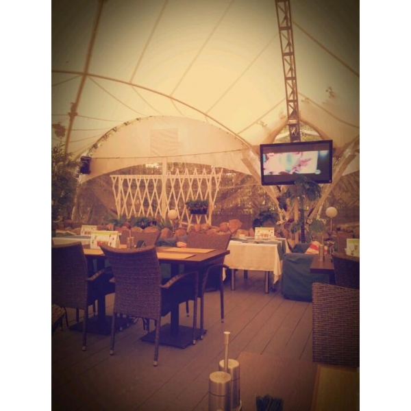 Ресторанный сервис бронирования столиков menu-rest.com - Интерьер ресторана "Castle Grill Bar"