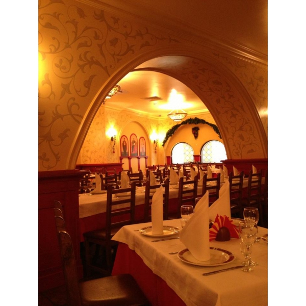 Ресторанный сервис бронирования столиков menu-rest.com - Интерьер ресторана "Хоромы"